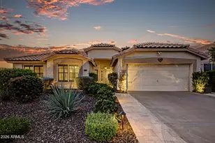 942 N Sicily Dr, Chandler, AZ 85226 - Photo 2