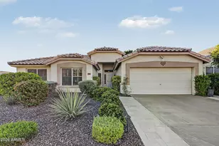 942 N Sicily Dr, Chandler, AZ 85226 - Photo 8