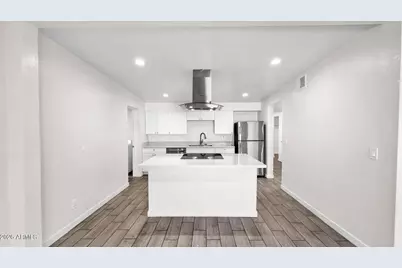 2325 N 30th Street, Phoenix, AZ 85008 - Photo 10