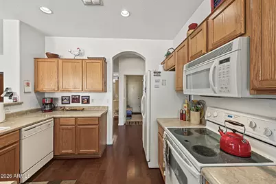 15910 W Hearn Road, Surprise, AZ 85379 - Photo 14