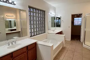 2890 S Miller Dr, Chandler, AZ 85286 - Photo 22
