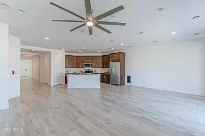 11148 W Levi Drive, Tolleson, AZ 85353 - Photo 14