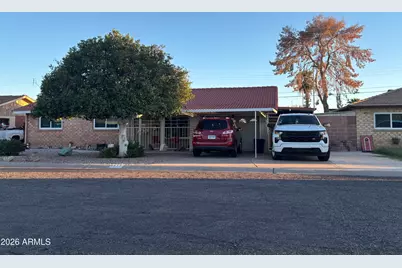 3915 W Keim Drive, Phoenix, AZ 85019 - Photo 1