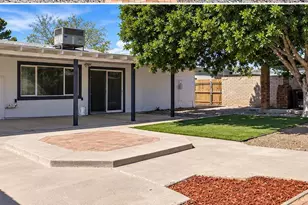 4628 E Holly St, Phoenix, AZ 85008 - Photo 2