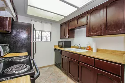 3119 W Cochise -- #138, Phoenix, AZ 85051 - Photo 6
