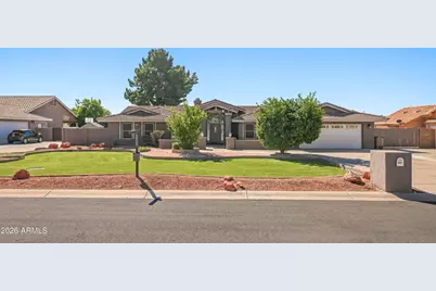8621 W Via Montoya Drive, Peoria, AZ 85383 - Photo 2