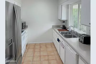 10243 W Burns Drive, Sun City, AZ 85351 - Photo 8