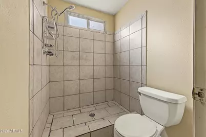 8717 W Clarendon Avenue, Phoenix, AZ 85037 - Photo 14