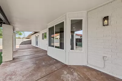 8858 S Los Feliz Drive, Tempe, AZ 85284 - Photo 40