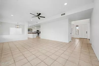 4331 E Prickly Pear Trail, Phoenix, AZ 85050 - Photo 8