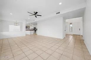4331 E Prickly Pear Trail, Phoenix, AZ 85050 - Photo 8