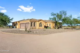 1602 E Lobo St, San Tan Valley, AZ 85140 - Photo 1