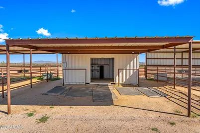 37505 S Camino Blanco Road, Wickenburg, AZ 85390 - Photo 52