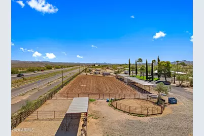 37505 S Camino Blanco Road, Wickenburg, AZ 85390 - Photo 4