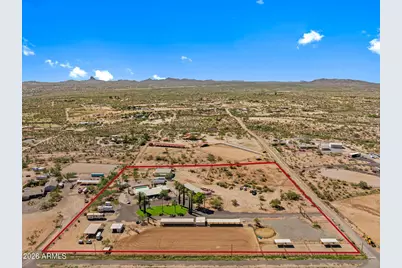 37505 S Camino Blanco Road, Wickenburg, AZ 85390 - Photo 2