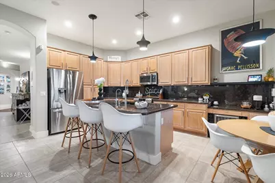 22440 N 52nd Place, Phoenix, AZ 85054 - Photo 18
