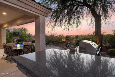 22440 N 52nd Place, Phoenix, AZ 85054 - Photo 36