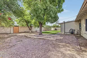 6525 E Oak St, Scottsdale, AZ 85257 - Photo 28