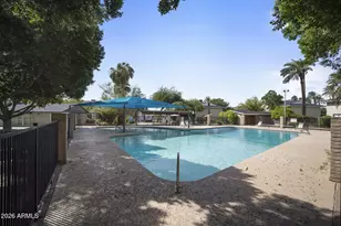 4448 E Belleview St, Phoenix, AZ 85008 - Photo 44