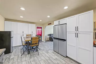 2212 N 47th Drive, Phoenix, AZ 85035 - Photo 14