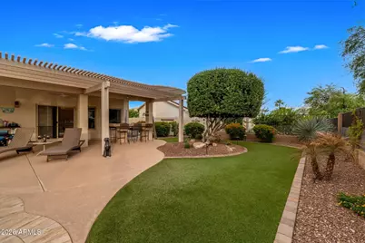 15993 W Catalina Drive, Goodyear, AZ 85395 - Photo 40
