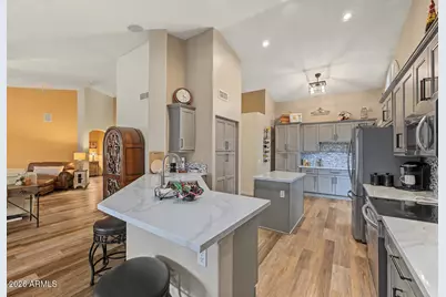 15993 W Catalina Drive, Goodyear, AZ 85395 - Photo 12