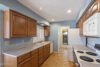 1163 E Vinedo Lane, Tempe, AZ 85284 - Photo 10
