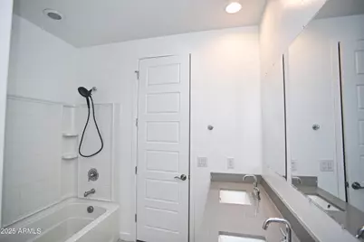 6349 W Raymond Street, Phoenix, AZ 85043 - Photo 26