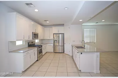 6349 W Raymond Street, Phoenix, AZ 85043 - Photo 12