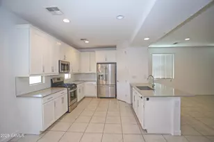6349 W Raymond St, Phoenix, AZ 85043 - Photo 12