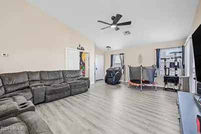 24319 N Oasis Boulevard, Florence, AZ 85132 - Photo 6