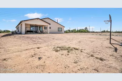 12608 S Airport Road, Buckeye, AZ 85326 - Photo 32