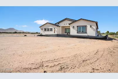 12608 S Airport Road, Buckeye, AZ 85326 - Photo 2