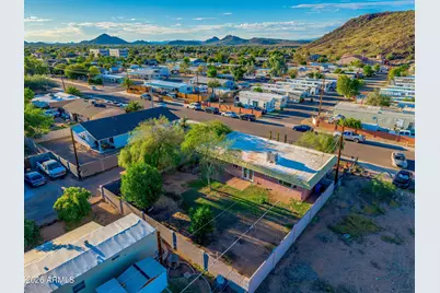 2827 W Foothill Drive, Phoenix, AZ 85027 - Photo 12