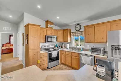 5185 S Nighthawk Trail, Hereford, AZ 85615 - Photo 8