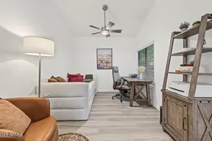 4354 E Dry Creek Rd, Phoenix, AZ 85044 - Photo 8