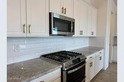 13711 N 145th Drive, Surprise, AZ 85379 - Photo 10