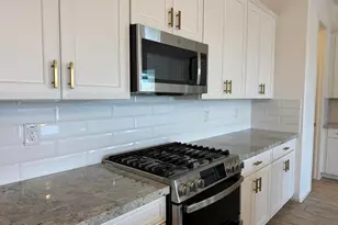 13711 N 145th Dr, Surprise, AZ 85379 - Photo 10