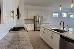 13711 N 145th Dr, Surprise, AZ 85379 - Photo 12
