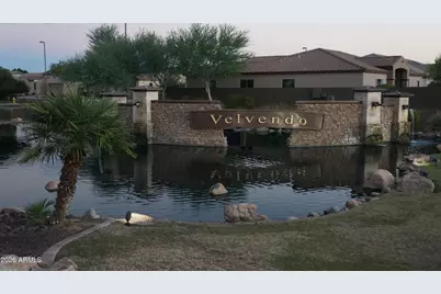 986 E Hampton Lane, Gilbert, AZ 85295 - Photo 4