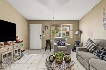 875 S Nebraska Street #38, Chandler, AZ 85225 - Photo 8