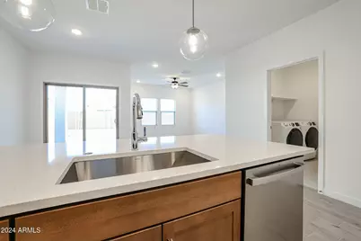 7813 N 80th Avenue, Glendale, AZ 85303 - Photo 8