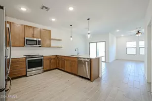 7813 N 80th Ave, Glendale, AZ 85303 - Photo 4
