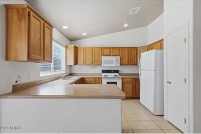 969 W Hopi Drive, Coolidge, AZ 85128 - Photo 18