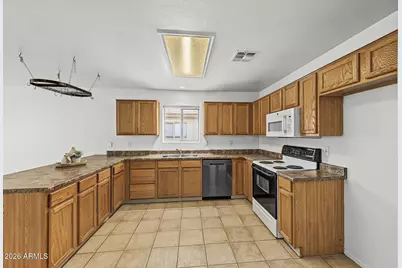 727 S Del Rio Court, Apache Junction, AZ 85120 - Photo 2