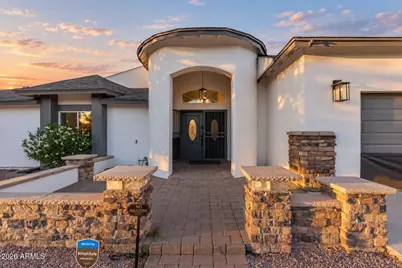 3202 E Oregon Avenue, Phoenix, AZ 85018 - Photo 1