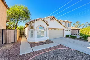 3211 E Kristal Way, Phoenix, AZ 85050 - Photo 2