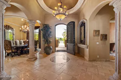 7008 N 68th Place, Paradise Valley, AZ 85253 - Photo 2