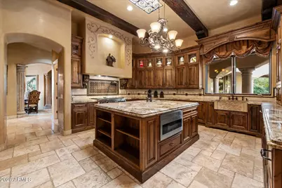 7008 N 68th Place, Paradise Valley, AZ 85253 - Photo 12