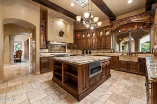 7008 N 68th Pl, Paradise Valley, AZ 85253 - Photo 12